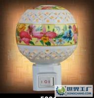 【廠家直銷】精致陶瓷小夜燈/香熏燈/精油小夜燈/節能燈/LED燈[供應]_世界工廠網中國產品信息庫